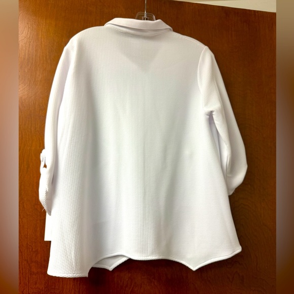 Multiples Petite Large Jacket Top - Picture 2 of 4